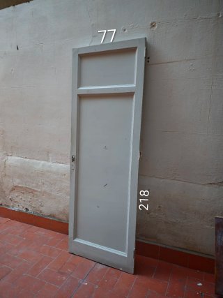 Puertas madera maciza
