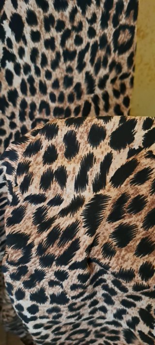 Abito lungo fantasia leopardata