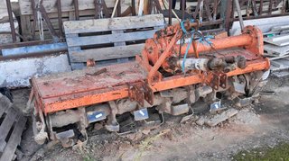 Rotavator Howard ERM-75 de 2 metros de labor.