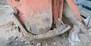 Rotavator Howard ERM-75 de 2 metros de labor.
