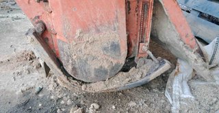 Rotavator Howard ERM-75 de 2 metros de labor.