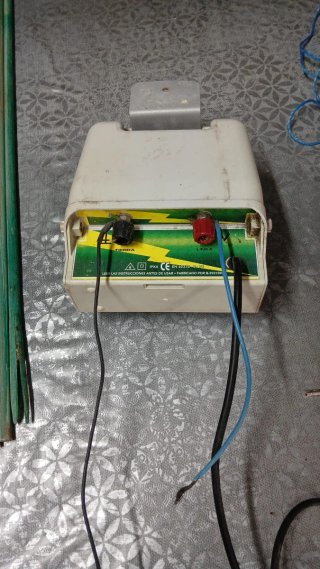 Pastor electrico Can Electrificador Red 220
