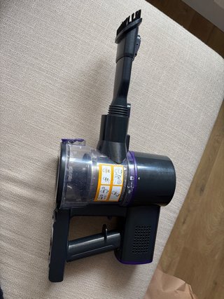 Aspirador de mano portátil con 2 cabezales
