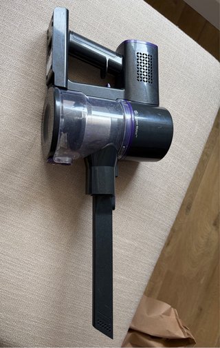 Aspirador de mano portátil con 2 cabezales
