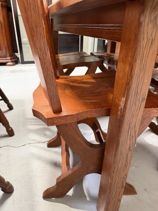 Comedor de madera con 4 sillas