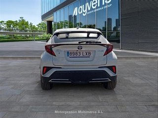 Renting - TOYOTA C-HR 2.0 180H Advance