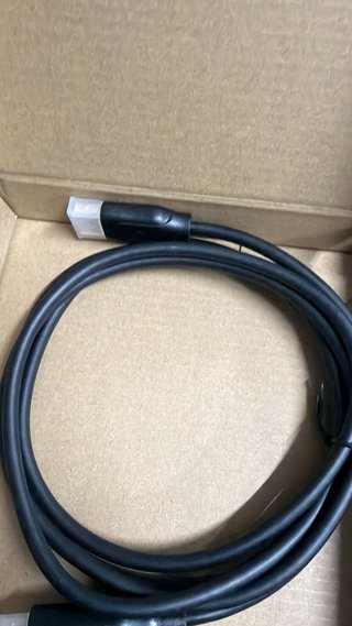 Cable AmazonBasics DisplayPort a HDMI
