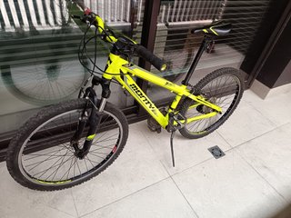 Bicicleta Monty Mountain Bike. Buen estado.