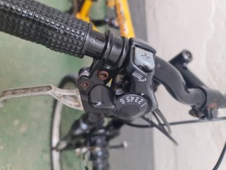 Bicicleta Boom los llantas tienenerang Amarilla pa