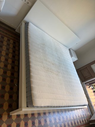 Estructura Cama IKEA MALM 180x200 + Colchón