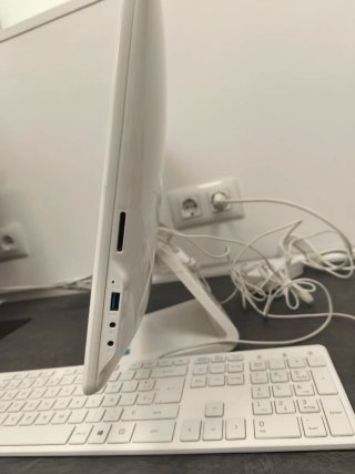 PC Todo en Uno LG Blanco