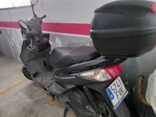 Yamaha X-City 125 gris