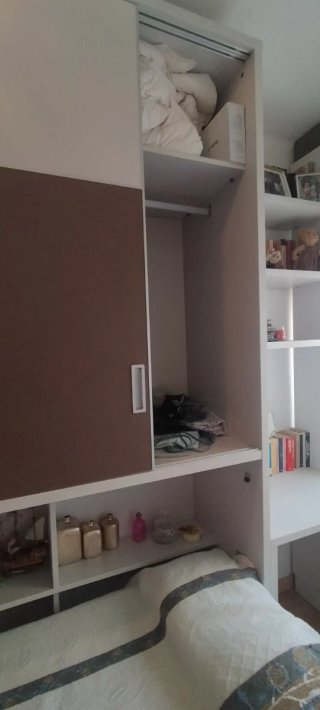 Mueble con cama abatible