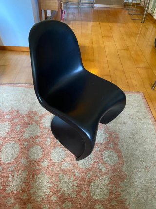 Silla estilo Panton Negra