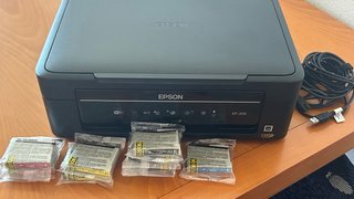 Impresora Epson XP-205 + 9 cartuchos