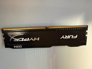 Memória RAM DDR4 HyperX Fury 16GB  2400MHz