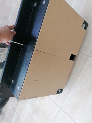 Mueble de baño nuevo con espejo