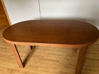 Mesa comedor extensible nogal