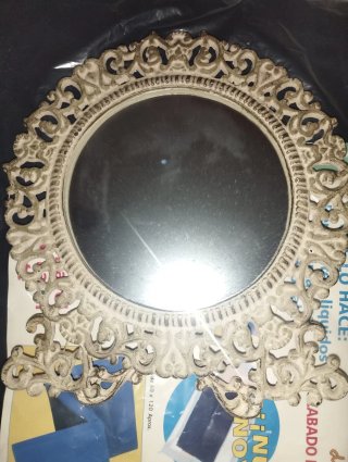 Espejo decorativo vintage blanco y dorado