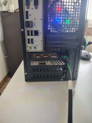 PC Gaming Intel i7 6700 RX 570 Aorus 4GB