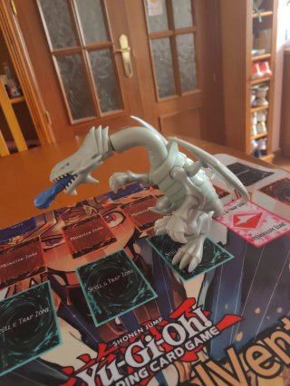 Blue eyes W. Dragon, K.Takahashi, Mattel 1996