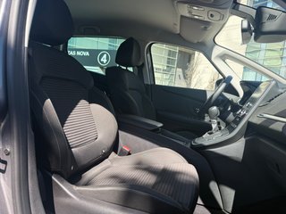 Renault Grand Espace 2023