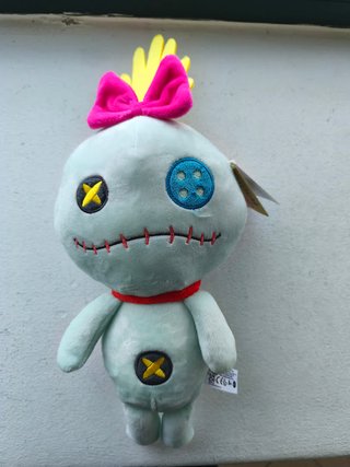 Peluche Scrumpy Stitch 35/30cm