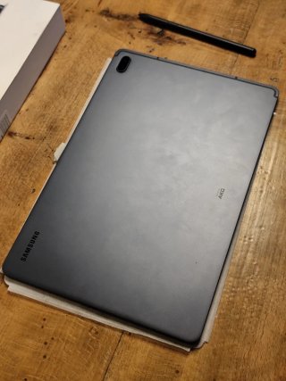Samsung Galaxy Tab S7 FE de 12.4" + accesorios