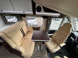 Mobilvetta K-Yatch Tekno Line 85