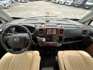 Mobilvetta K-Yatch Tekno Line 85