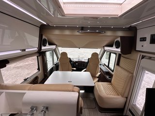 Mobilvetta K-Yatch Tekno Line 85