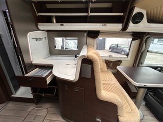 Mobilvetta K-Yatch Tekno Line 85