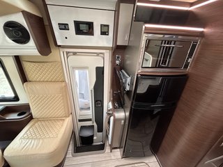 Mobilvetta K-Yatch Tekno Line 85