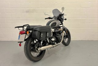 TRIUMPH BONNEVILLE T100 2022 - 4 mil km