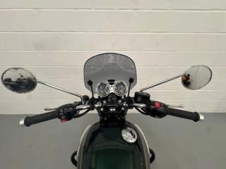 TRIUMPH BONNEVILLE T100 2022 - 4 mil km