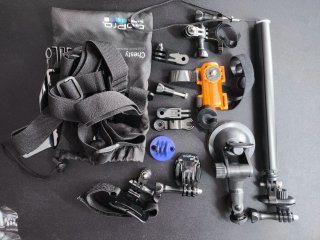 GoPro Hero3+ con Accesorios y Cargador