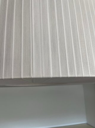 Lámpara de techo moderna de diseño.