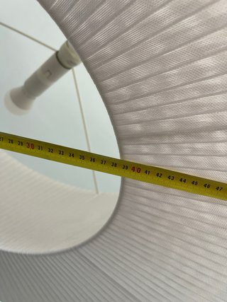 Lámpara de techo moderna de diseño.
