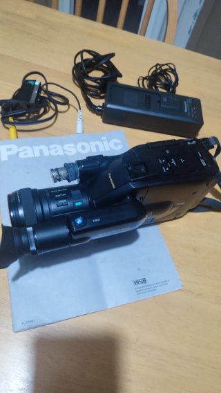 Videocámara Panasonic G101 VHS-C