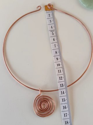 Gargantilla y colgante cobre espiral