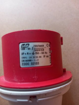 Adaptador 16A/32A 5 polos
