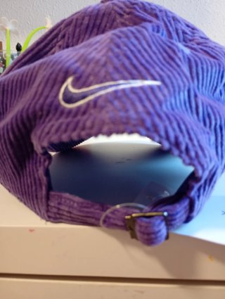 Gorra Supreme Morada Corduroy