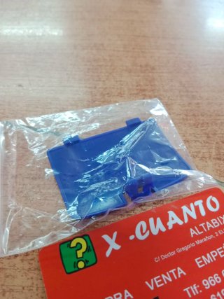 TAPADERA AZUL PILAS GAME BOY COLOR SIN USAR