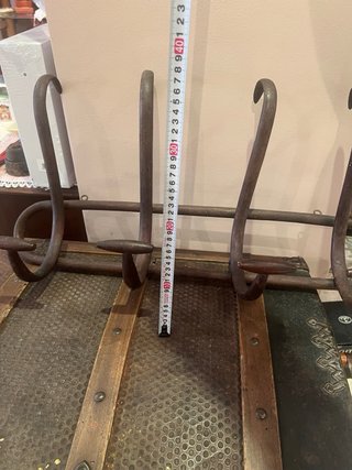 Percha antigua de madera 4 ganchos