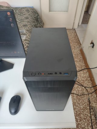 PC Intel i5 6500 | AMD WX 3100