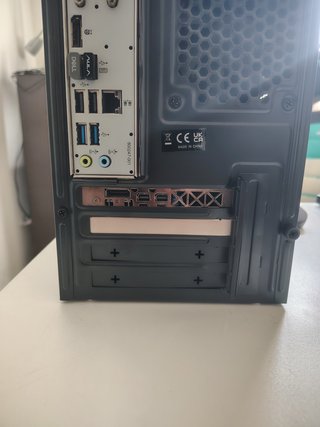 PC Intel i5 6500 | AMD WX 3100