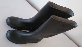 Botas de agua Ginocchio T43 Negras Nuevas