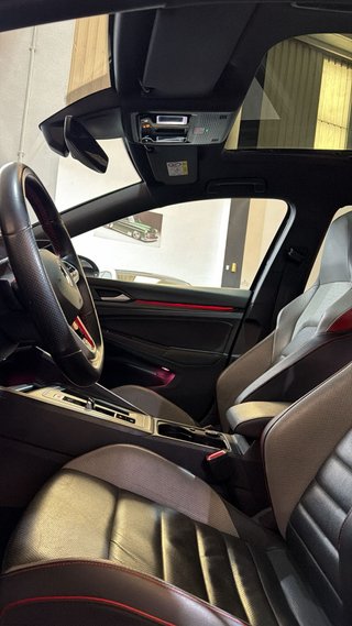 Volkswagen Golf 2021