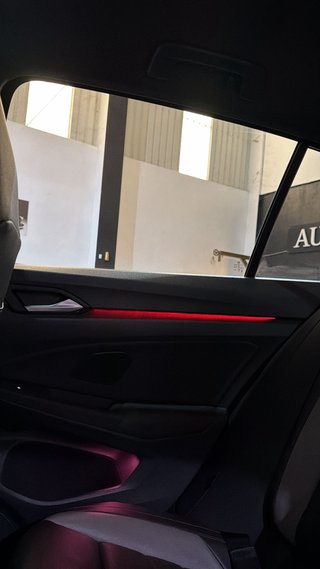Volkswagen Golf 2021