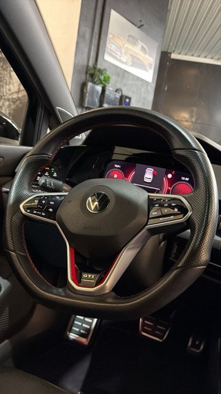 Volkswagen Golf 2021